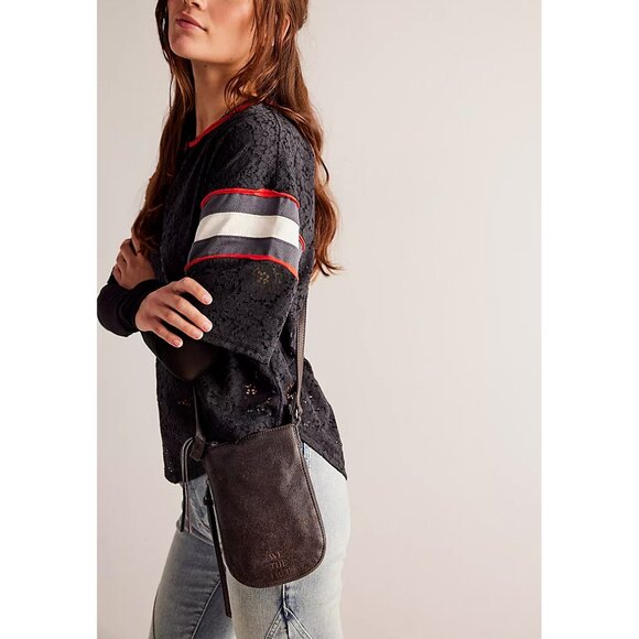 🎉LAST CHANCE🎉 FREE PEOPLE We The Free Wyatt Crossbody / Black Ink - Picture 6 of 11
